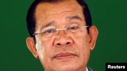 លោកនាយករដ្ឋមន្ត្រី ហ៊ុន សែន ចូលរួមសម្ពោធផ្លូវជាតិលេខ១ ដែលត្រូវបានសាងសង់ឡើងដោយជំនួយពីប្រទេសជប៉ុន នៅរាជធានីភ្នំពេញ កាលពីថ្ងៃទី១៣ ខែមីនា ឆ្នាំ២០១៨។ 