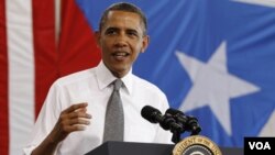 Muchos opinaron que el primer mandatario trató de asegurar el voto hispano con su visita a Puerto Rico.
