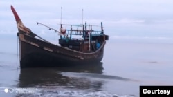 Sebanyak 119 pengungsi etnis Muslim-Rohingya yang tiba di perairan Desa Bluka Tebai, Kecamatan Dewantara, Kabupaten Aceh Utara, Provinsi Aceh. Rabu 16 November 2022. (Courtesy: Pemkab Aceh Utara)