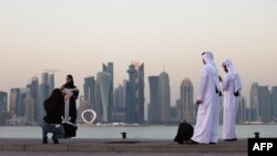 Dans tout le monde arabe, et même en Arabie saoudite, les prix pratiqués pour la Coupe du monde au Qatar font grincer des dents.