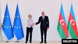 Azərbaycan Prezidenti İlham Əliyev Avropa Komissiyasının sədri Ursula Fon der Leyen ilə görüşüb.