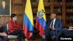 Esta mañana, el ministro de relaciones exteriores (e) Luis Gilberto Murillo, recibió a la canciller de Ecuador, Gabriela Sommerfeld y a su comitiva en el Palacio de San Carlos. [Foto: Cancillería de Colombia]