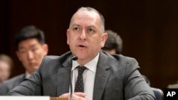 Заступник міністра армії США Гейб Камарілло зазначив, що досвід України показав, що при укладанні контрактів з виробниками дронів варто враховувати не лише хай-тек можливості літального апарата, а й спроможність дрона вистояти у ворожому середовищі. (AP)