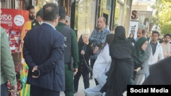 بازداشت زنان مخالف حجاب اجباری