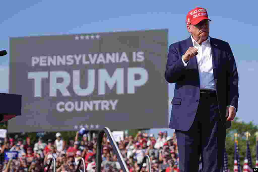 Le candidat républicain à la présidence, l'ancien président Donald Trump, arrive à un meeting de campagne, le 13 juillet 2024, à Butler, en Pennsylvanie.