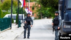 Тензиите меѓу Белград и Приштина се зголемија од 24 септември, кога косовската полиција во близина на селото Бањска во северно Косово се соочи со околу 30 вооружени Срби кои се забарикадираа во српскиот православен манастир