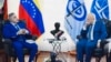 El fiscal general de Venezuela, Tarek William Saab durante un encuentro con el fiscal de la CPI, Karim Khan en Caracas. 