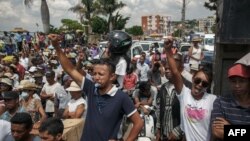 Selon une estimation de la CENI, quelque 60% des inscrits ne sont pas allés voter le 16 novembre, dix des onze candidats de l'oppositions avaient appelé au boycott.