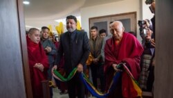 ཏཱ་ལའི་བླ་མ་དཔེ་མཛོད་དང་ཡིག་ཚགས་ཁང་གི་གཟེངས་རྟགས་སྒྲིག་གཤོམ་ཁང་རྒྱ་ཆེའི་མི་མང་ལ་མཇལ་རྒྱུའི་ལས་གཞི་དབུ་འབྱེད་གནང་བ། 
