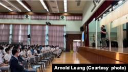 梁梓敦經常舉辦講座，教育公眾認識生死教育。(圖片來源：梁梓敦臉書網站)