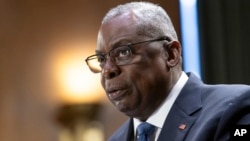 ARCHIVO - El secretario de Defensa de EEUU, Lloyd Austin, testifica en el Capitolio en Washington, el 31 de octubre de 2023. 