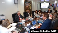 La Corte Suprema de Justicia de Panamá instaló una sesión permanente para definir la constitucionalidad de un contrato de concesión minera entre el Estado y la Minera Panamá, en Ciudad de Panamá, el 24 de noviembre de 2023