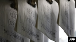 La última edición del Wiener Zeitung, uno de los periódicos más antiguos del mundo, se imprime en Viena el 29 de junio de 2023.