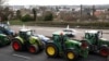 Francia anuncia medidas para calmar a agricultores y rechaza un acuerdo UE-Mercosur