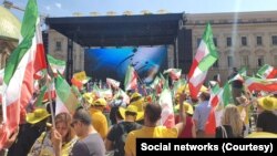 تجمع هواداران مجاهدین خلق در برلین