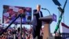 El expresidente Donald Trump habla en un mitin de campaña en el Aeropuerto Regional de Waco, el 25 de marzo de 2023, en Waco, Texas.
