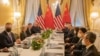 白宫国家安全顾问沙利文与中共中央政治局委员、中共中央外事办公室主任王毅5月10日及11日在维也纳会晤。照片来源：国安会发言人何居(Adam Hodge)推特