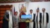 ཐེ་ཝན་མང་གཙོ་ཐེབས་རྩ་ཁང་གི་སྐུ་ཚབ་ཚོགས་ཆུང་ཞིག་བོད་མི་མང་སྤྱི་འཐུས་ལྷན་ཁང་དུ་ཕེབས་པ།
