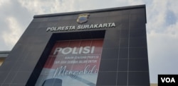 Kantor Mapolresta Solo yang hendak menjadi target aksi jaringan teroris. (Foto : VOA/ Yudha Satriawan)