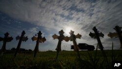 En Fotos | Uvalde: A un año del tiroteo masivo en el que 19 niños y dos maestros fueron asesinados