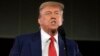 Kandidat presiden dari Partai Republik, mantan Presiden Donald Trump berbicara pada rapat umum kampanyenya di kota Waukesha, Wisconsin 1 Mei 2024. 