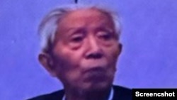 2018年4月，蒋彦永寄快递信给习近平后与老友聚会留影。