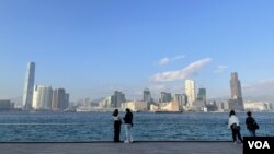 評論指港府賣地及租約加入國安條款，或影響香港國際金融中心地位，可能引發”撤資潮”。(美國之音湯惠芸)