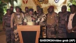 Sojojin juyin mulki a Libreville, Gabon (GABON 24 via AP)