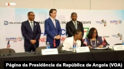 Presidente angolano, João Lourenço, assiste à assinatura de acordos entre Angola e instituições dos Estados Unidos, Dallas, 7 maio 2024