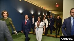 Encuentro del presidente de Colombia Gustavo Petro con el presidente del Foro Permanente. [Foto cortesía de la Presidencia de Colombia].
