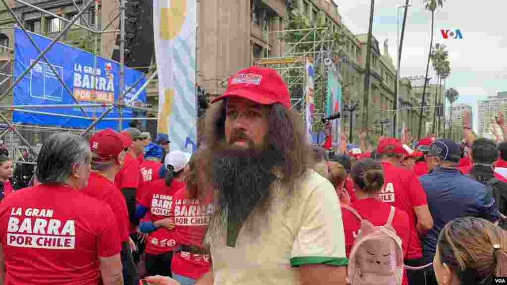 Cuenta que se inspiró en el personaje de Forrest Gump, el protagonista de la novela homónima de 1986 de Winston Groom y que llegó al cine en 1994 bajo la dirección de Robert Zemeckis y protagonizada por Tom Hanks. 