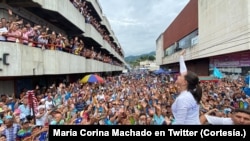 María Corina Machado, candidata presidencial del partido Vente Venezuela, participa en un mitin en Valera, estado Trujillo, el 18 de junio de 2023.