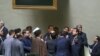 درگیری فیزیکی و تهدید جانی نمایندگان علیه یکدیگر در سومین روز مجلس دوازدهم