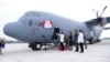 Presiden Joko Widodo menyaksikan secara langsung acara penyerahan pesawat C-130J-30 Super Hercules dari Menteri Pertahanan Prabowo Subianto ke Panglima TNI Laksamana Yudo Margono, di Pangkalan TNI AU Halim Perdanakusuma, Jakarta, Rabu, 8 Maret 2023. (Twitter/@jokowi)