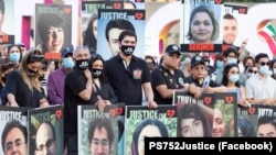 یکی از تجمع‌های انجمن خانواده قربانیان پرواز پی اس ۷۵۲ هواپیمای اوکراینی در تورنتوی کانادا - آرشیو