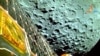 Bulan yang dilihat oleh pendarat Chandrayaan-3 dalam tangkapan layar yang dirilis 6 Agustus 2023. (Foto: ISRO via Reuters)