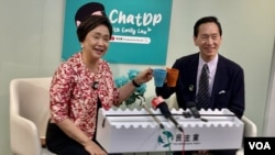 香港行政会议前召集人陈智思出席民主党前主席刘慧卿网台节目，讨论23条立法后香港政治、经济情况 (美国之音/汤惠芸)