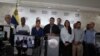 Simón Calzadilla, representante de la Plataforma Unitaria encabeza una conferencia de prensa el jueves 17 de agosto de 2023, en Caracas.