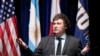  El presidente argentino Javier Milei habla ante estudiantes de la Universidad Internacional de Florida, el jueves 11 de abril de 2024, en North Miami, Florida (Foto AP/Lynne Sladky)