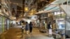 香港经济表现持续疲弱旅客北上多于南下 各界质疑能否搞活夜市刺激经济