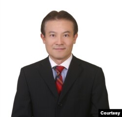 淡江大学日本政经研究硕士班教授蔡锡勋
