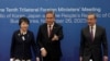 王毅稱中日關係處於“關鍵階段” 日外相要求中國釋放日本公民