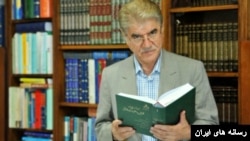 صالح نیکبخت، وکیل خانواده «مهسا امینی»