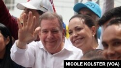 Edmundo González y María Corina Machado en su primer acto de masas juntos. 18 de mayo de 2024. La Victoria, Venezuela