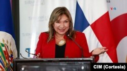 Antes de asumir en 2019 como secretaria general de la Comisión Interamericana de Mujeres, Alejandra Mora, fue Ministra de la Condición de la Mujer en su natal Costa Rica, donde también dirigió el Instituto Nacional de las Mujeres y la Defensoría de la Mujer.