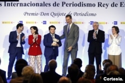 El periodista Wilfredo Miranda recibió el Premio Iberoamericano de Periodismo "Rey de España", en enero de 2019. [Cortesía]