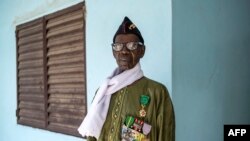 Oumar Diémé fera partie des porteurs de la flamme quand elle traversera la Seine-Saint-Denis fin juillet, peu avant la cérémonie d'ouverture des Jeux programmée le 26. 