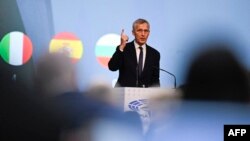 Єнс Столтенберґ на засіданні Парламентської асамблеї НАТО в Софії в Болгарії 27 травня окреслював головні завдання альянсу, втілення яких узгоджуватимуть на саміті НАТО у Вашингтоні в липні.