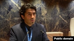 Emin Hüseynov (Fotonu Emin Hüseynovun özü təqdim edib)
