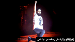 مهدی یراحی، خواننده معترض. آرشیو